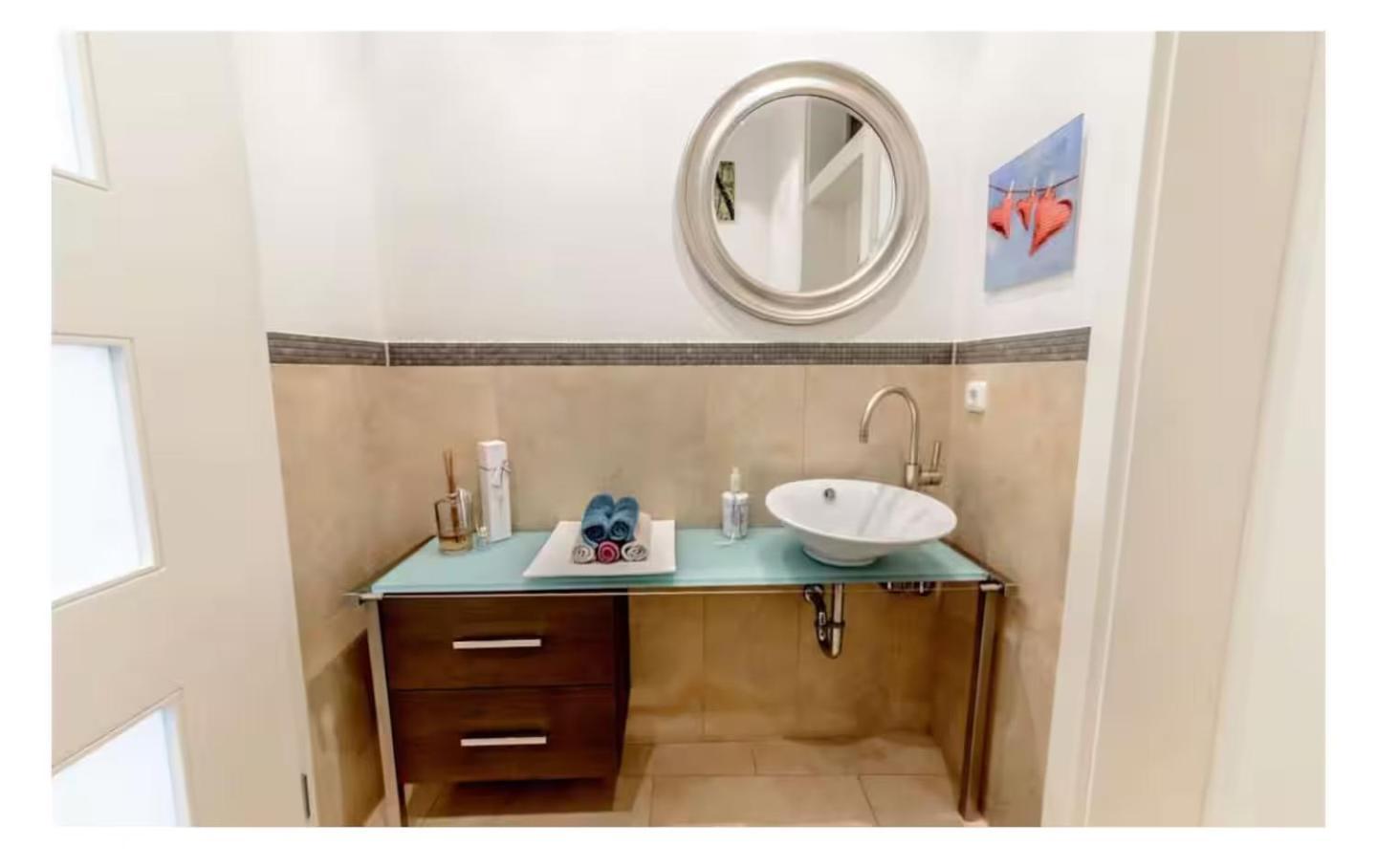 Wonderful Center Apartment *